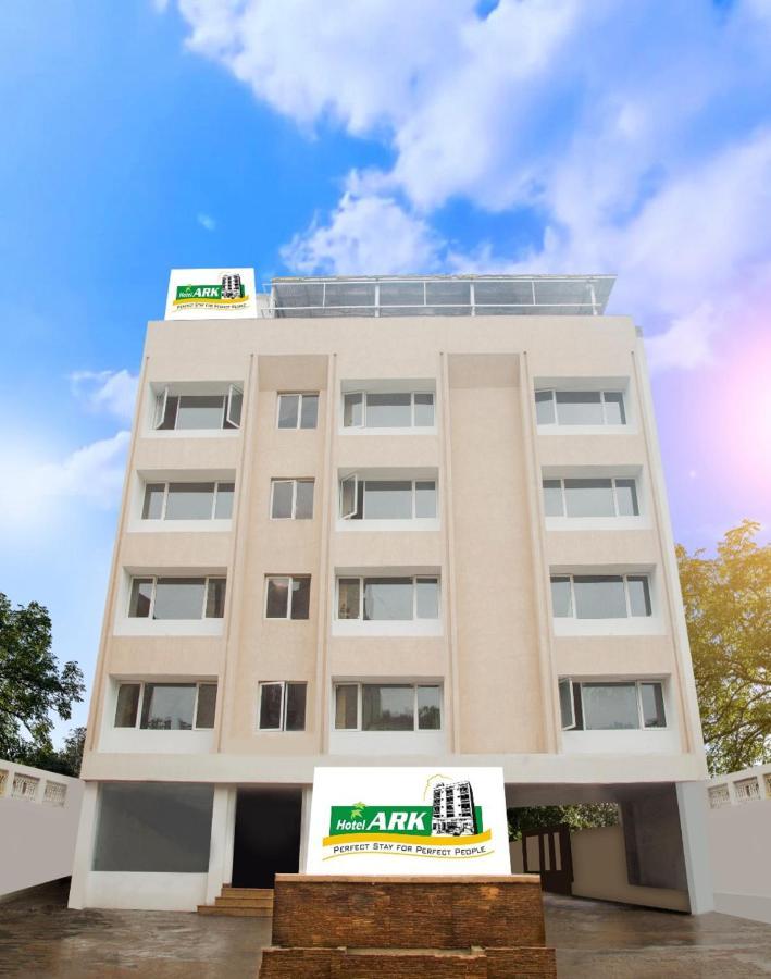 Lee-Benz Ark Hotel Kumbakonam Zewnętrze zdjęcie