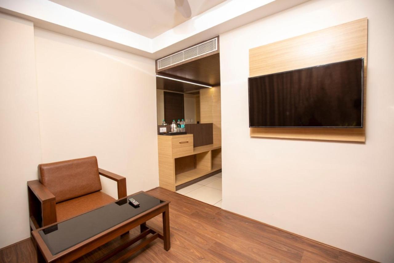 Lee-Benz Ark Hotel Kumbakonam Zewnętrze zdjęcie