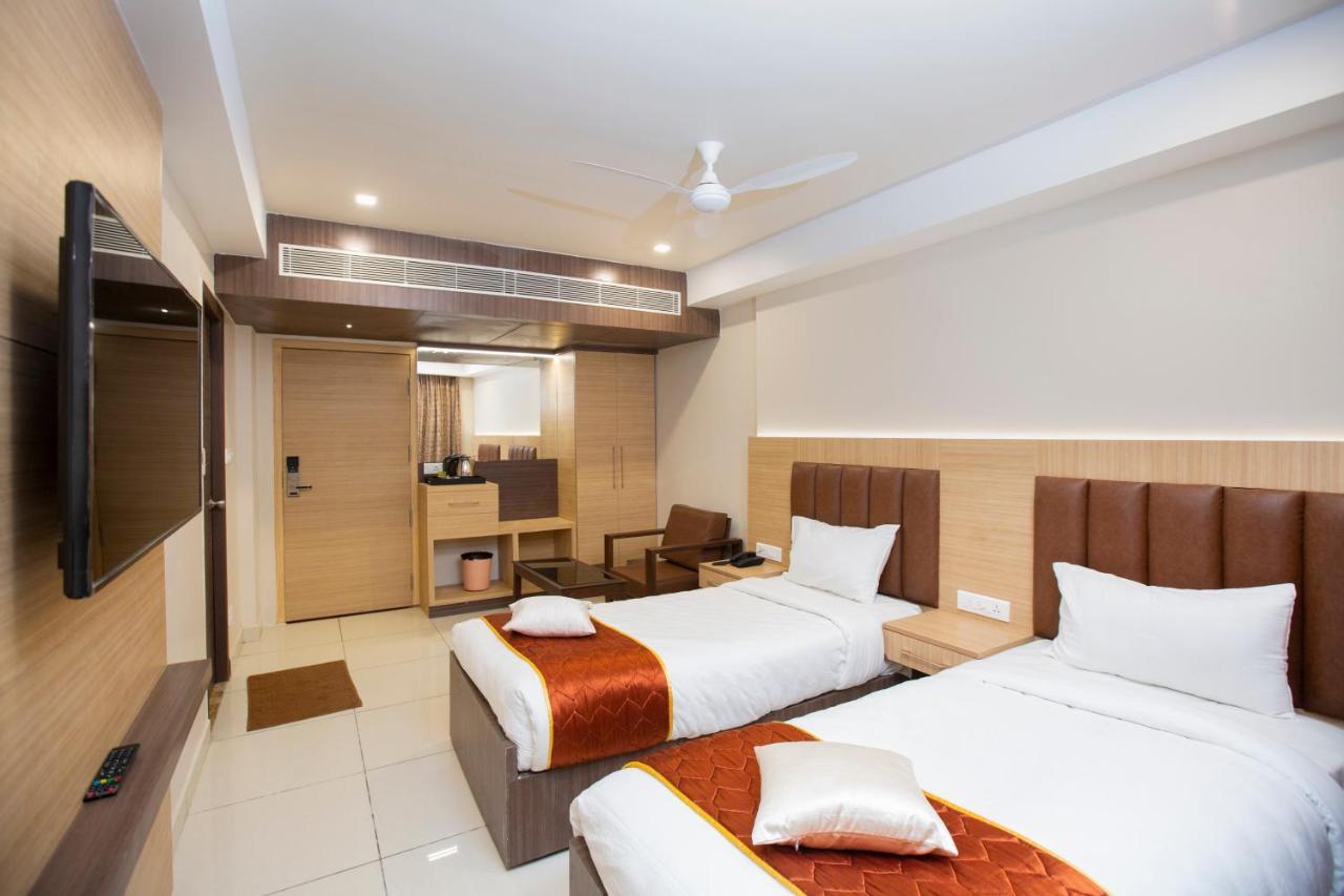 Lee-Benz Ark Hotel Kumbakonam Zewnętrze zdjęcie