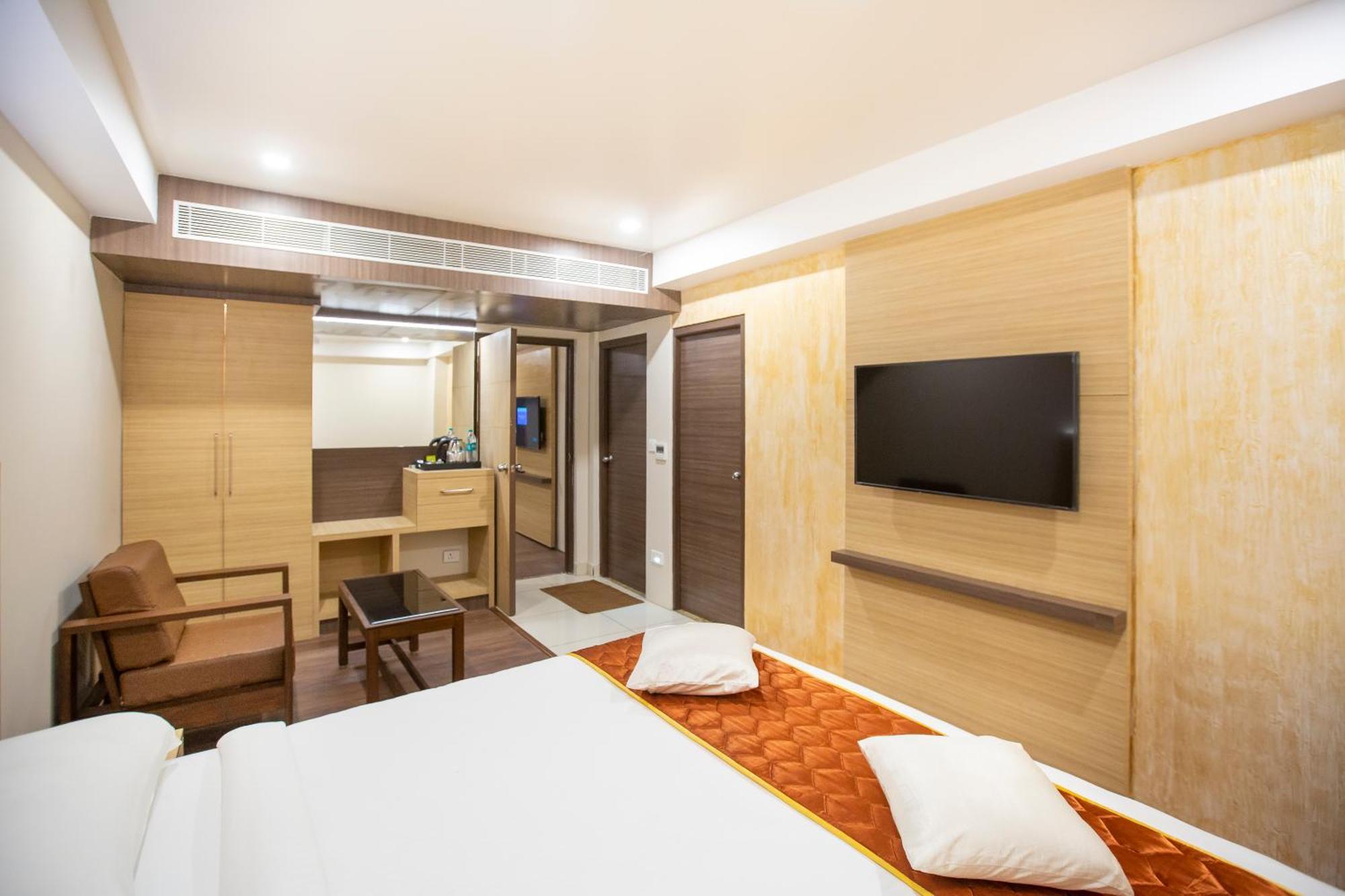 Lee-Benz Ark Hotel Kumbakonam Zewnętrze zdjęcie