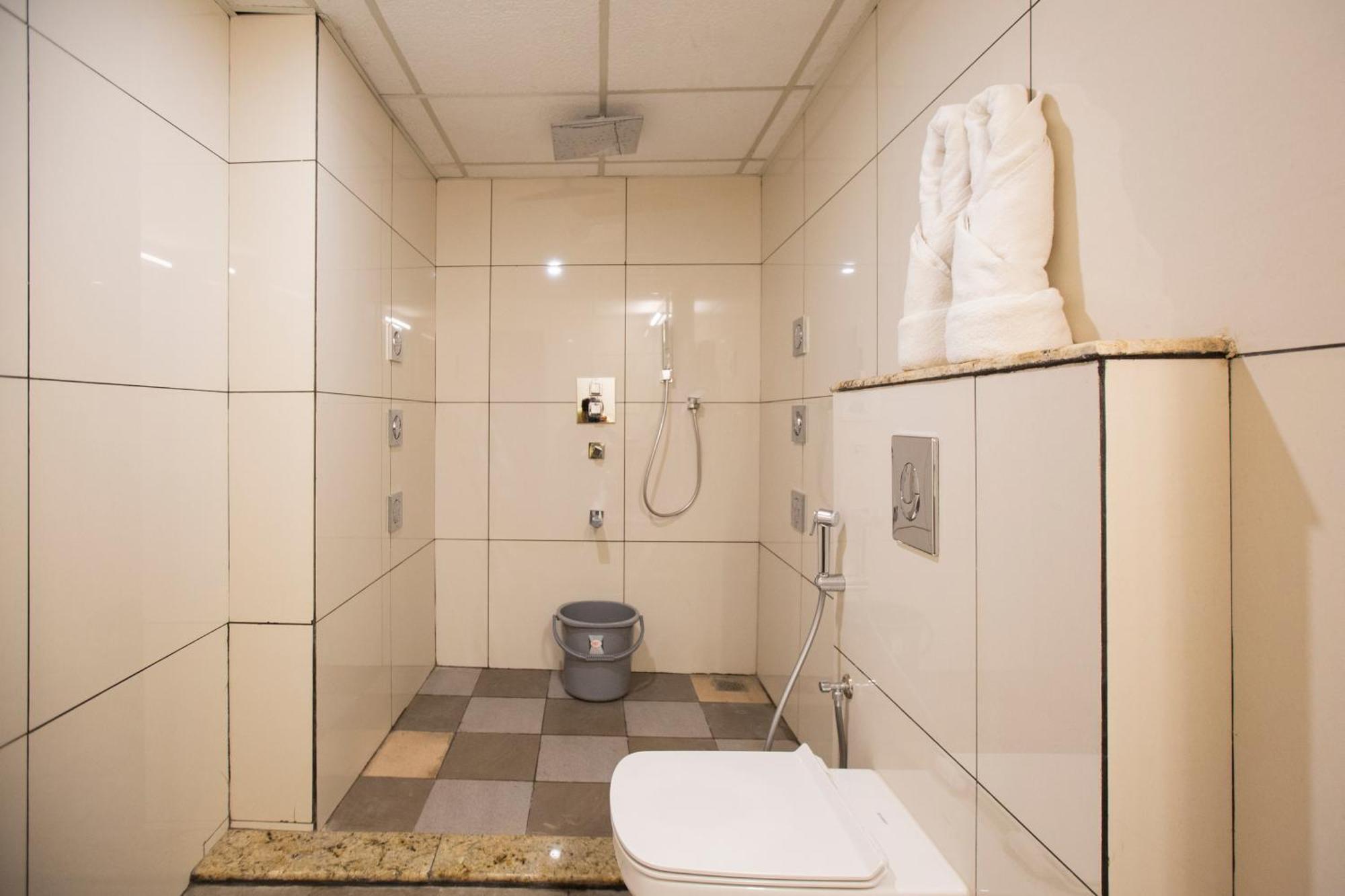 Lee-Benz Ark Hotel Kumbakonam Zewnętrze zdjęcie